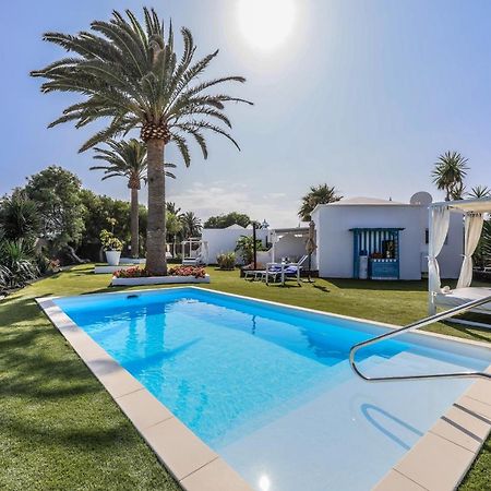 Villas New Lanzasuites Playa Blanca  Bagian luar foto