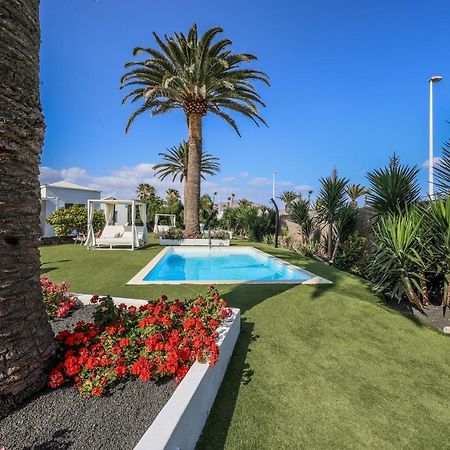 Villas New Lanzasuites Playa Blanca  Bagian luar foto