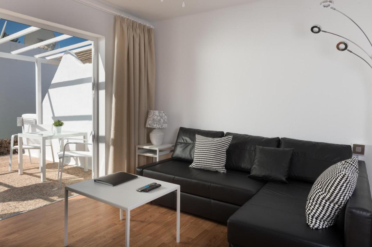 Villas New Lanzasuites Playa Blanca  Bagian luar foto