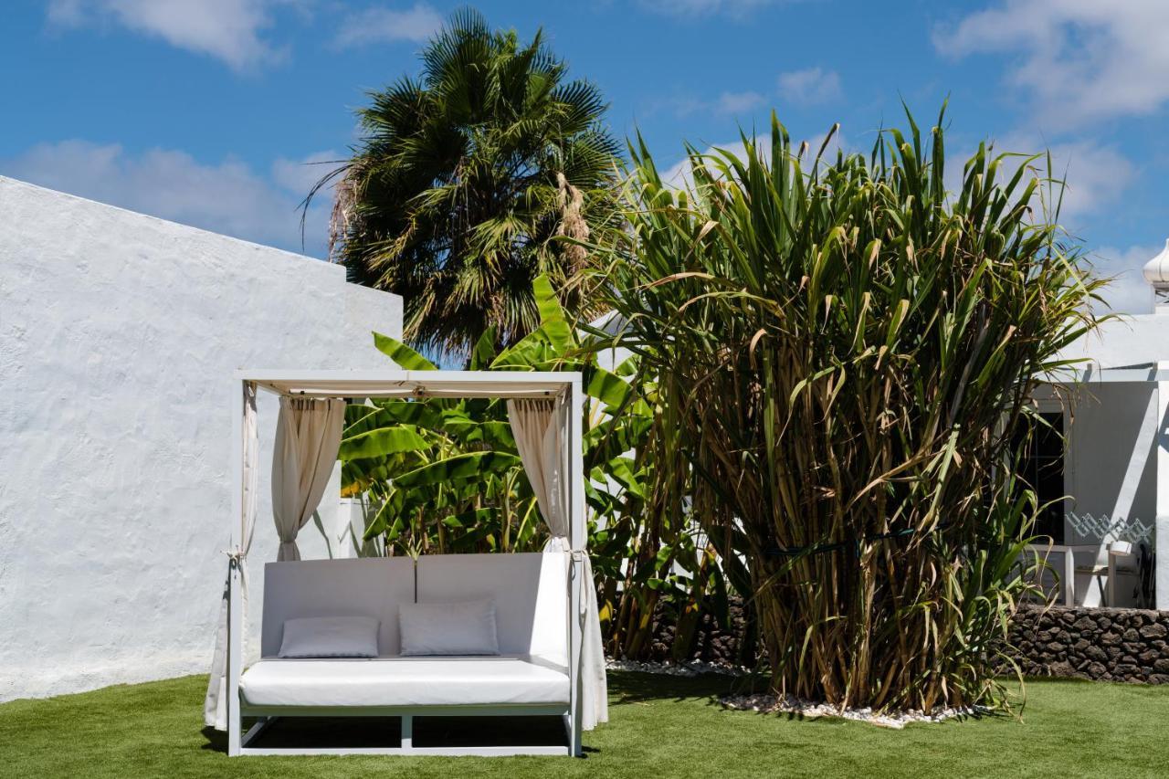 Villas New Lanzasuites Playa Blanca  Bagian luar foto