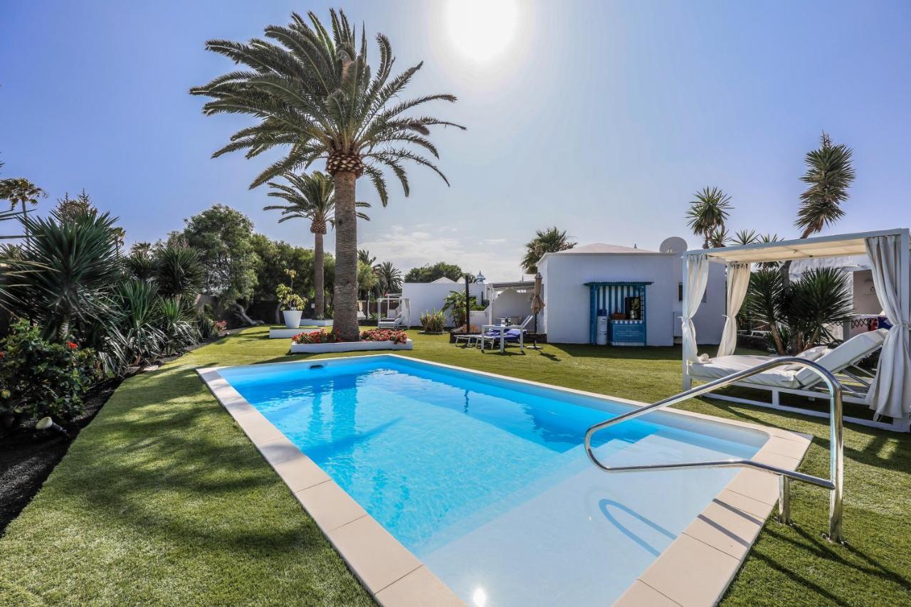 Villas New Lanzasuites Playa Blanca  Bagian luar foto